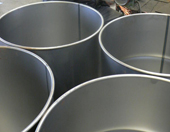 Stahlfa&szlig; als Mantel des Grundofen Speichertonne bausatz